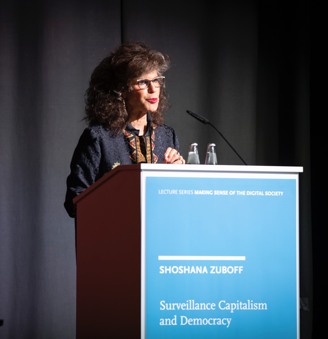 Keynote von Shoshana Zuboff bei DigiKomm-Tagung 2019